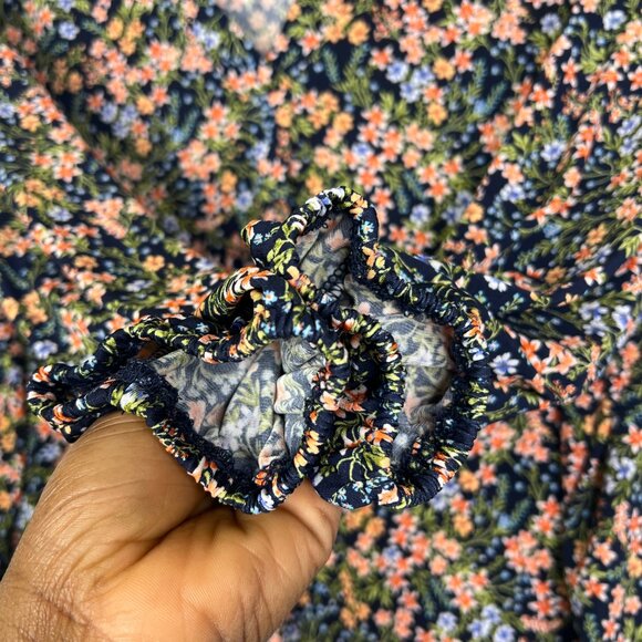 Vince Camuto Womens L Multi Floral Art Print Spring Blossom V Neck Stretch Top - Picture 6 of 9